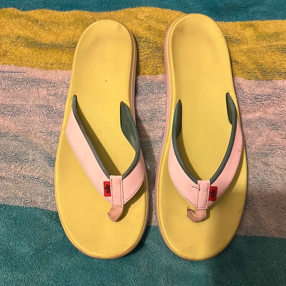 Nike thong sandals